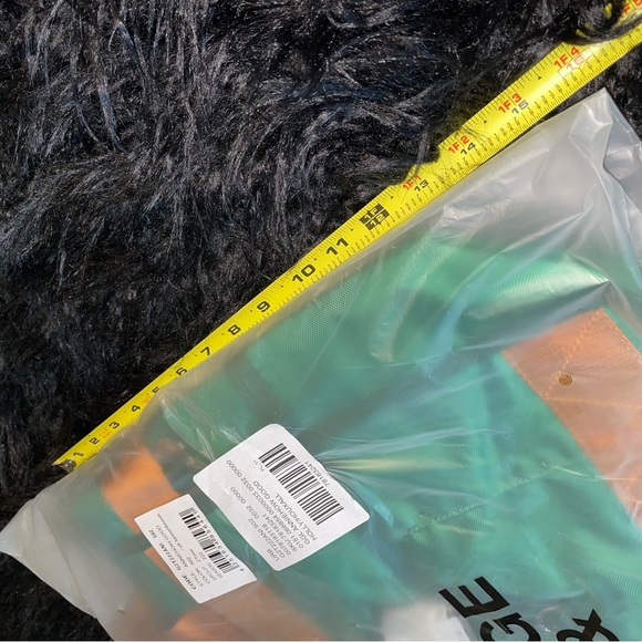 George Gina & Lucy green Anniehow Good bag. NWT - Picture 6 of 8